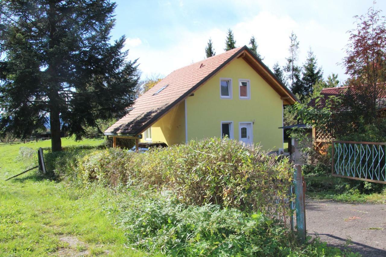 Vila Narrenhaus Fohnsdorf Exteriér fotografie